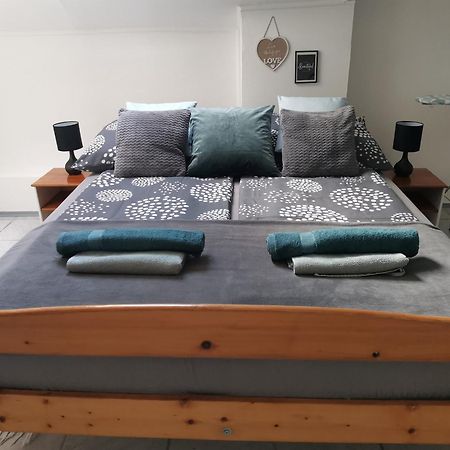 Apartman Rose Eger Ngoại thất bức ảnh